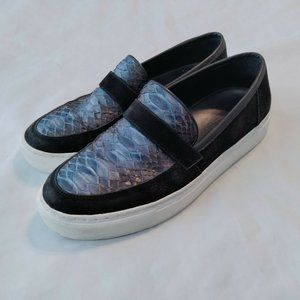 Eugene Riconneaus Slip On Loafer Size 39 EUR = 8.5 Womens US Black Blue Scales